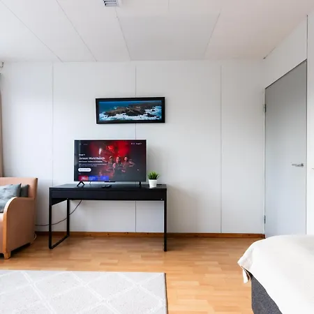 Functional And Cozy 3 Bedroom For 6 *